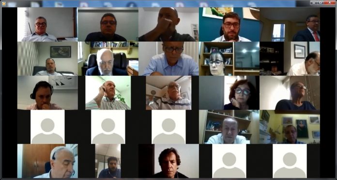 DIRETORIA DA CEBRASSE DISCUTE PL QUE CRIA CÉDULA DE SERVIÇOS