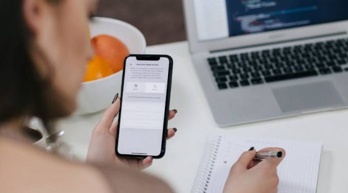 TST: Celular ligado no fim de semana não justifica hora extra