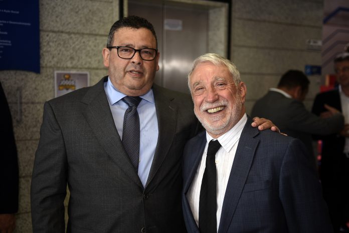 Cerimônia marca a posse do empresário Rogério Bueno de Queirós como presidente do SEAC-PR