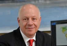 Cadastro positivo insere 4 milhões de pessoas no crédito “Nesses quase três anos, o Cadastro Positivo vem confirmando os benefícios previstos em sua implementação, principalmente em relação à inclusão financeira. Esses dados comprovam como o Cadastro Positivo pode mudar a realidade de quem busca crédito”, disse Elias Sfeir, presidente da ANBC.