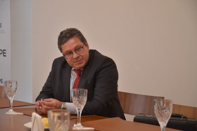 Diniz participa de evento do F&oacute;rum Parlamentar do Empreendedorismo