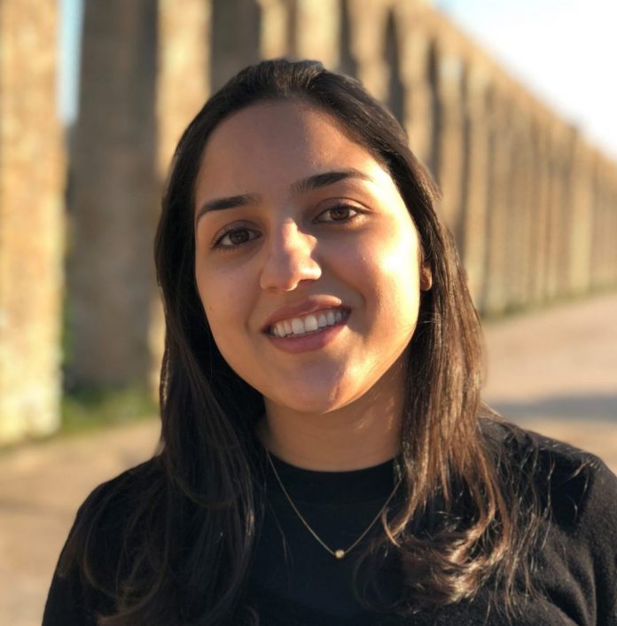Martha Guimarães é especialista em Gerenciamento de Facilidades pela Poli-Integra (USP), fez graduação em Engenharia Civil pela UNICAMP e tem experiência profissional gerenciando equipes globais de Facility Management para empresas de tecnologia.