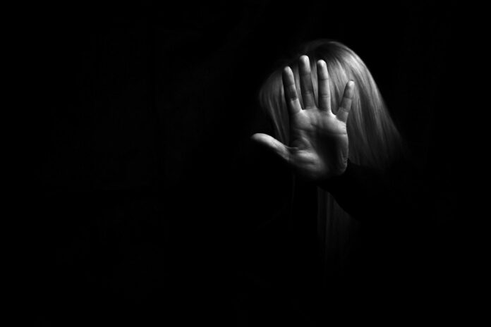 Violência contra a mulher é tema de análise do Ministério da Saúde