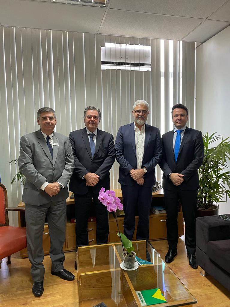 Avança cooperação com MTE