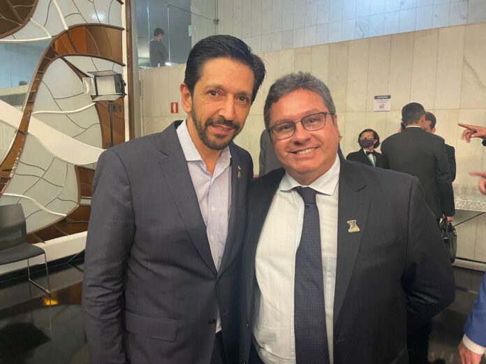 João Dinz e o prefeito de São Paulo, Ricardo Nunes