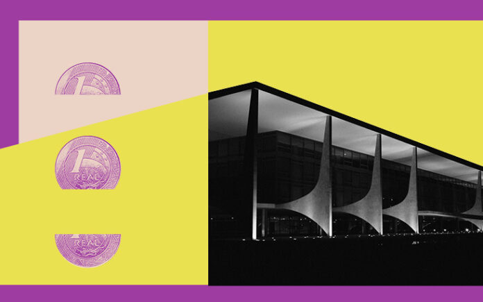 64e679ca58e97-portal_733x458_reformatributariasenado2