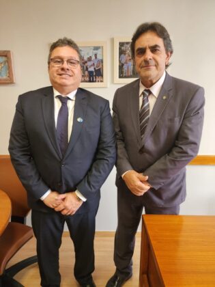 Jo&atilde;o Diniz e o deputado federal Domingos S&aacute;vio (PL/MG)