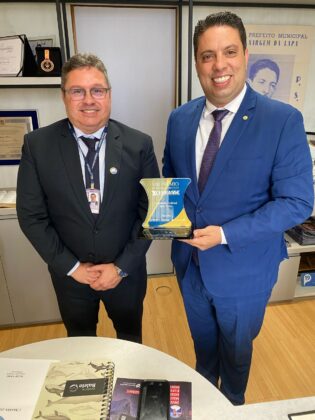 Jo&atilde;o Diniz e o deputado federal Igor Timo (PODE/MG)