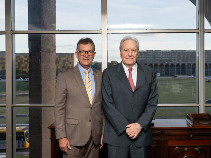 O senador Laércio Oliveira e o ministro da Justiça e Segurança Pública, Ricardo Lewandowski