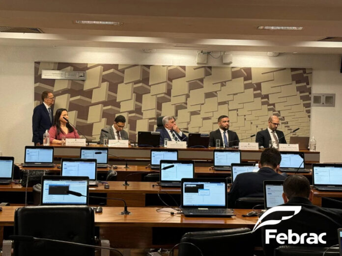 Febrac defende desoneração para o setor de serviços em audiência no Senado