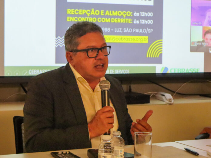 Cebrasse debate PEC do Emprego e critica proposta de redução da jornada em reunião de diretoria