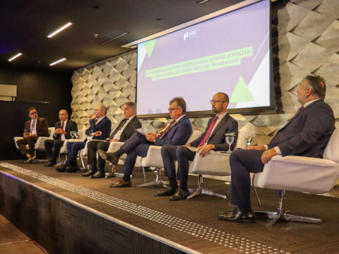 CEBRASSE participa de debate sobre PEC do Emprego