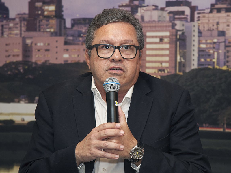 João Diniz destaca papel da ABSEG na profissionalização da segurança durante posse da nova diretoria
