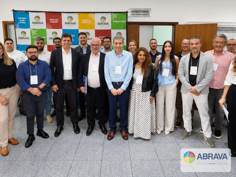 ABRAVA DE PORTAS ABERTAS APRESENTA ATUAÇÃO DA ENTIDADE E BENEFÍCIOS AOS NOVOS ASSOCIADOS