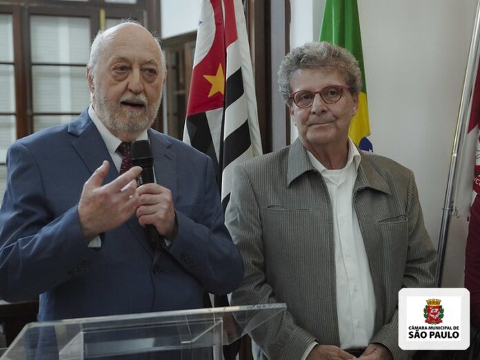 Câmara de SP entrega Título de Cidadão Paulistano ao empresário Percival Maricato