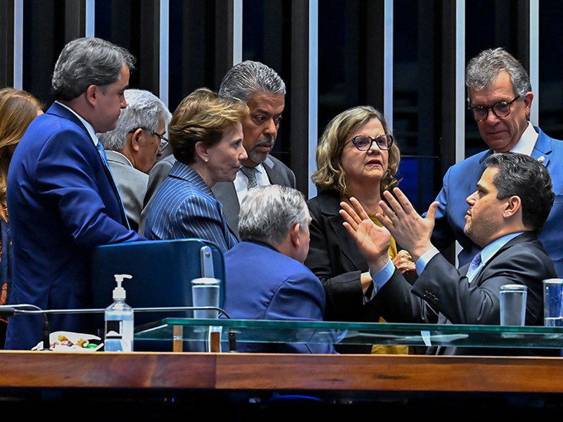 PEC FIM DA ESCALA 6X1 VOLTA AO PLENÁRIO DO SENADO